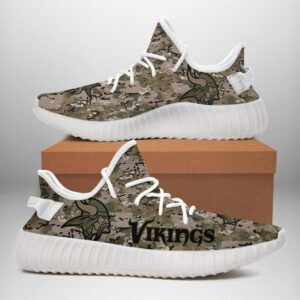 Minnesota Vikings US Military Camouflage Custom Shoes Sport Sneakers Minnesota Vikings Yeezy Boost 3