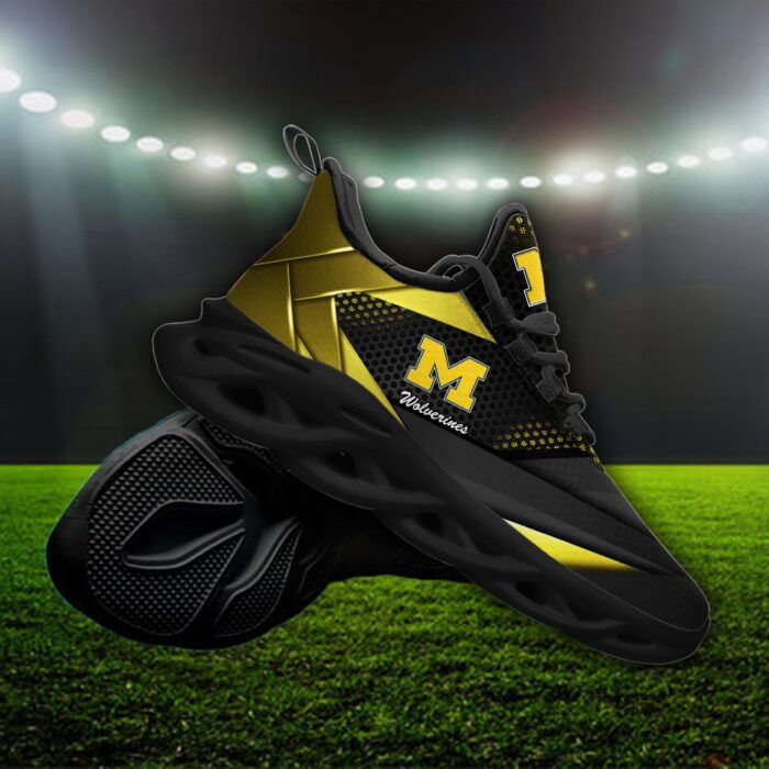 NCAA Michigan Wolverines Max Soul Sneaker Custom Name 87